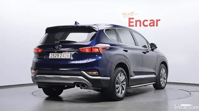 Main__Slider__Photo:Santafe Hyundai 2019.5-1