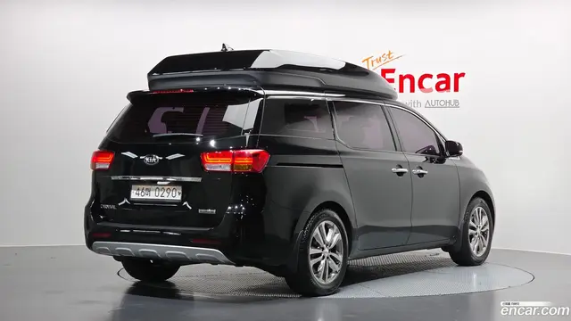Main__Slider__Photo:Canival Kia 2016.10-1
