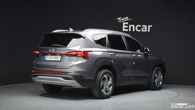 Main__Slider__Photo:Santafe Hyundai 2022.8-1