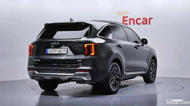Main__Slider__Photo:Sorento Kia 2024.5-1