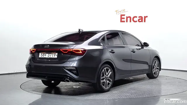 Main__Slider__Photo:K3 Kia 2019.1-1