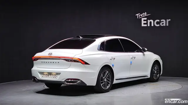 Main__Slider__Photo:Grandeur Hyundai 2020.0-1