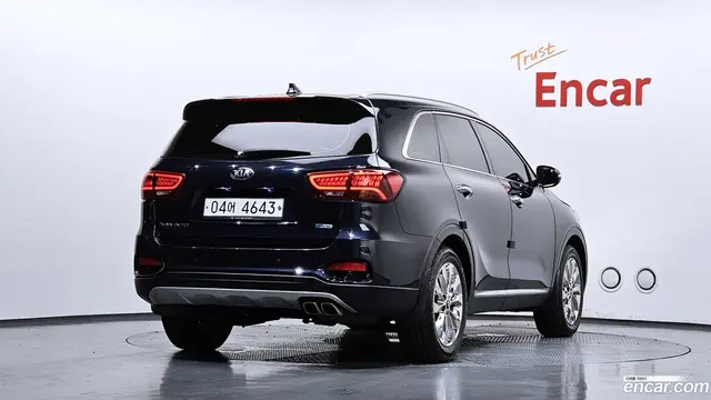 Main__Slider__Photo:Sorento Kia 2019.1-1
