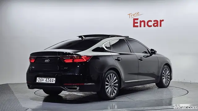Main__Slider__Photo:K7 Kia 2019.7-1
