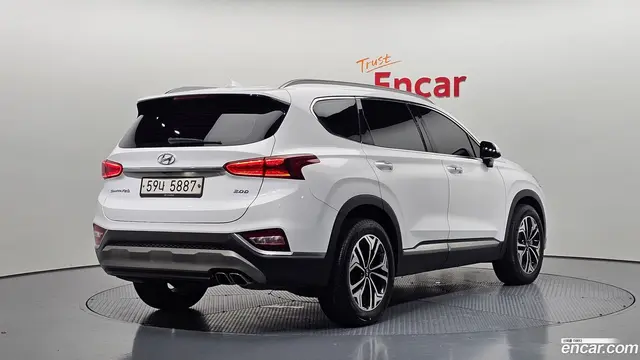 Main__Slider__Photo:Santafe Hyundai 2018.7-1
