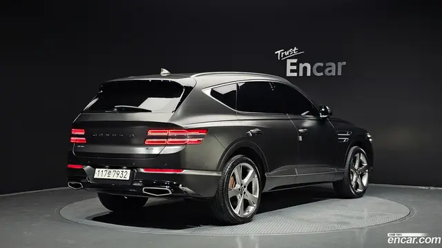Main__Slider__Photo:GV80 Genesis 2023.5-1