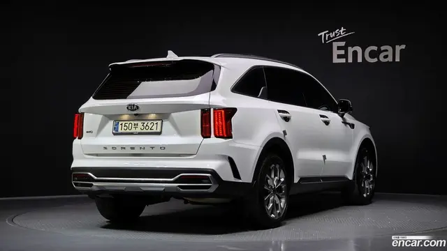 Main__Slider__Photo:Sorento Kia 2021.2-1