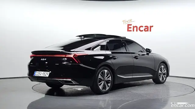 Main__Slider__Photo:K8 Kia 2022.6-1