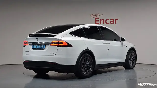 Main__Slider__Photo:Model X Tesla 2019.4-1