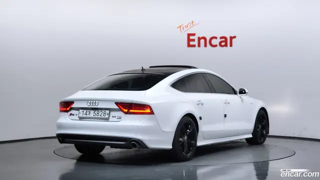 Main__Slider__Photo:A7 Audi 2014.6-1