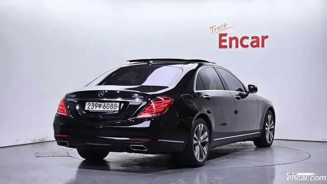 Main__Slider__Photo:S-Class Mercedes-Benz 2016.8-1