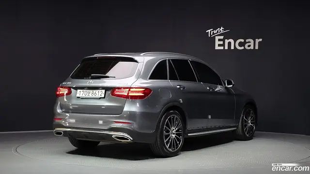 Main__Slider__Photo:GLC-Class Mercedes-Benz 2019.11-1