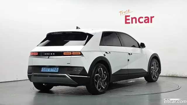 Main__Slider__Photo:Ioniq5 Hyundai 2022.2-1