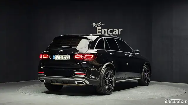 Main__Slider__Photo:GLC-Class Mercedes-Benz 2022.7-1