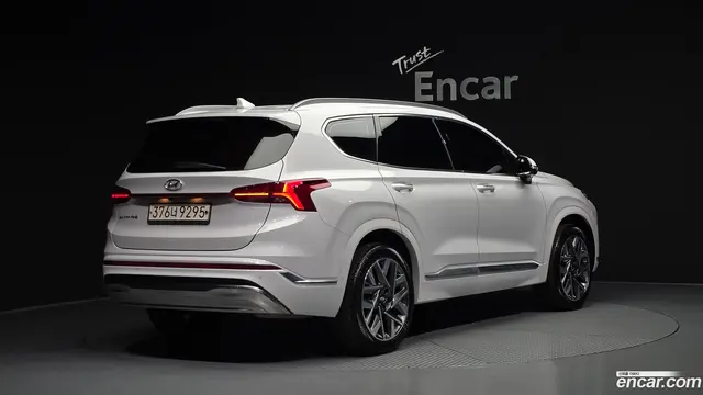 Main__Slider__Photo:Santafe Hyundai 2020.6-1