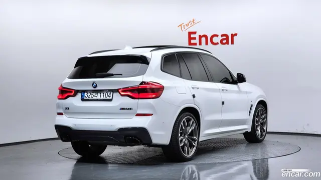 Main__Slider__Photo:X3 BMW 2021.10-1