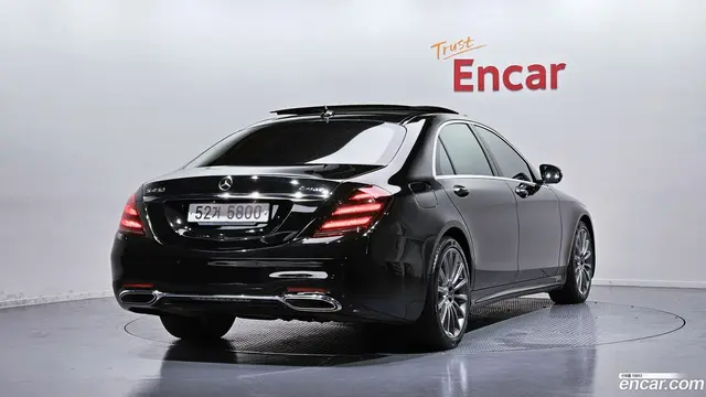 Main__Slider__Photo:S-Class Mercedes-Benz 2018.6-1
