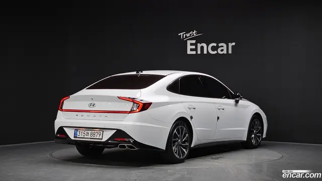 Main__Slider__Photo:Sonata Hyundai 2023.1-1
