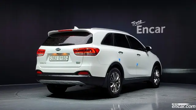 Main__Slider__Photo:Sorento Kia 2016.8-1