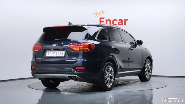 Main__Slider__Photo:Sorento Kia 2020.1-1