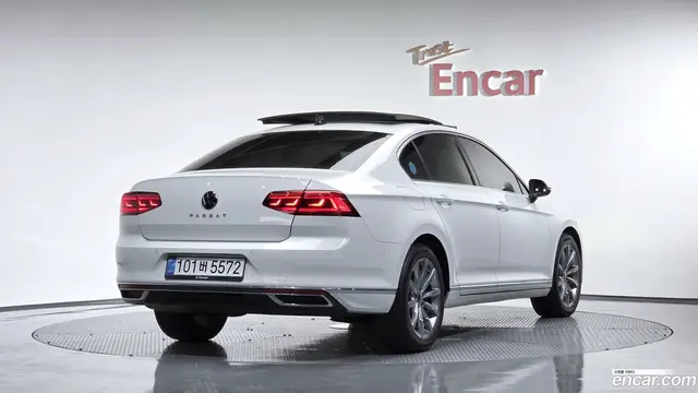 Main__Slider__Photo:Passat Volkswagen 2021.0-1