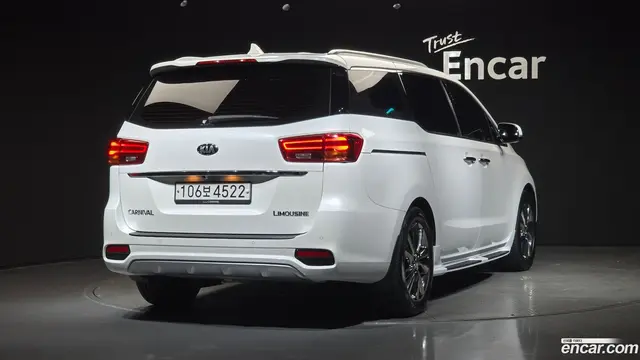 Main__Slider__Photo:Canival Kia 2019.0-1
