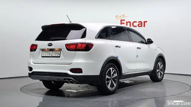 Main__Slider__Photo:Sorento Kia 2018.1-1