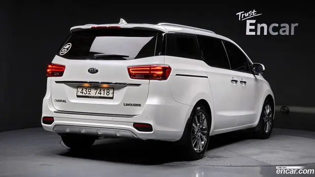 Main__Slider__Photo:Canival Kia 2019.1-1