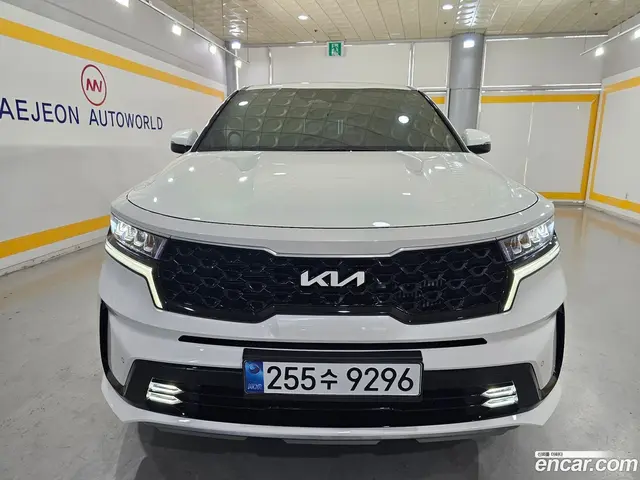 Main__Slider__Photo:Sorento Kia 2023.1-1