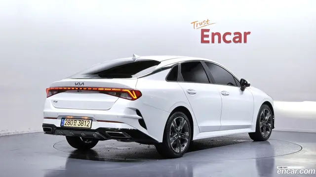 Main__Slider__Photo:K5 Kia 2022.1-1
