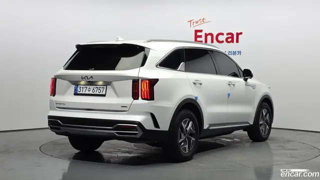 Main__Slider__Photo:Sorento Kia 2022.8-1