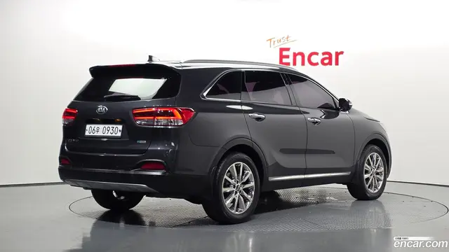 Main__Slider__Photo:Sorento Kia 2015.10-1