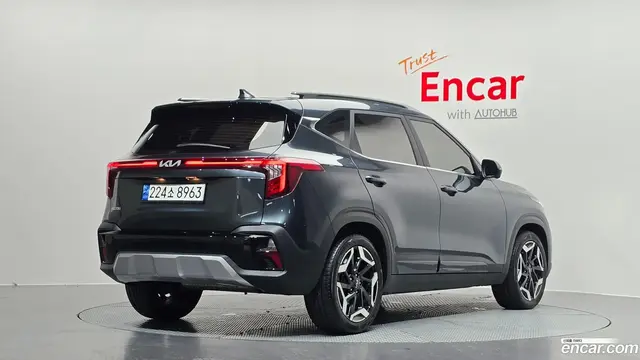 Main__Slider__Photo:Seltos Kia 2023.2-1