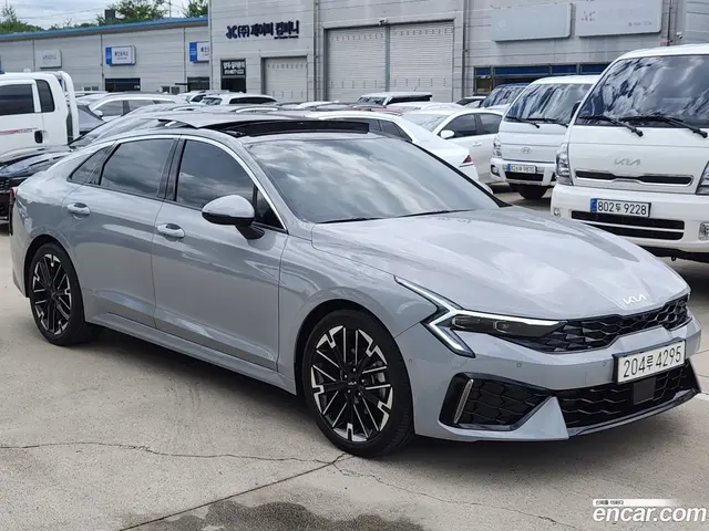 Main__Slider__Photo:K5 Kia 2023.11-1