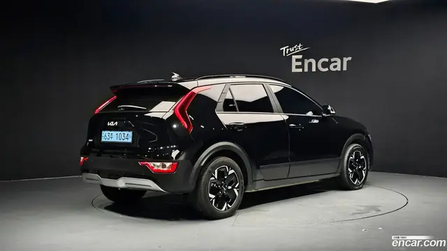 Main__Slider__Photo:Niro Kia 2023.3-1