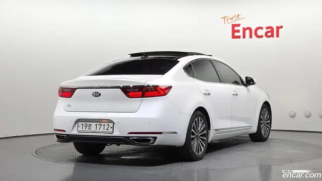 Main__Slider__Photo:K7 Kia 2018.2-1