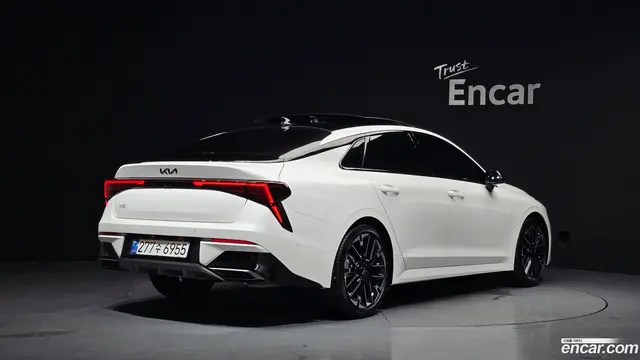 Main__Slider__Photo:K5 Kia 2025.10-1