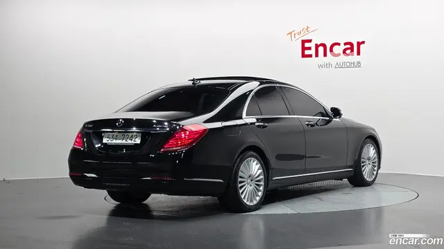 Main__Slider__Photo:S-Class Mercedes-Benz 2015.3-1