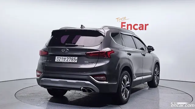 Main__Slider__Photo:Santafe Hyundai 2019.2-1