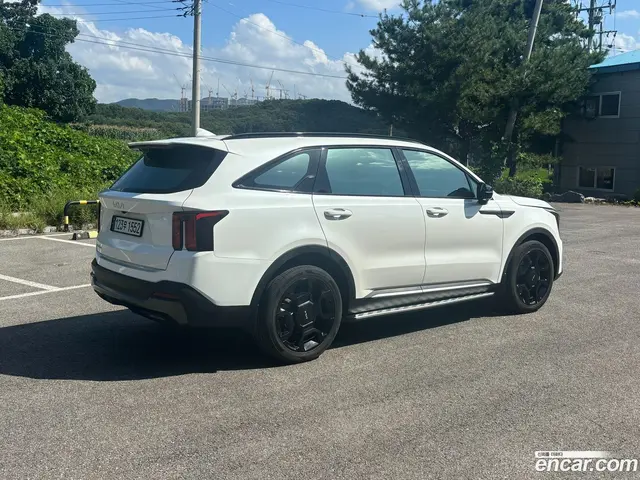 Main__Slider__Photo:Sorento Kia 2023.9-1