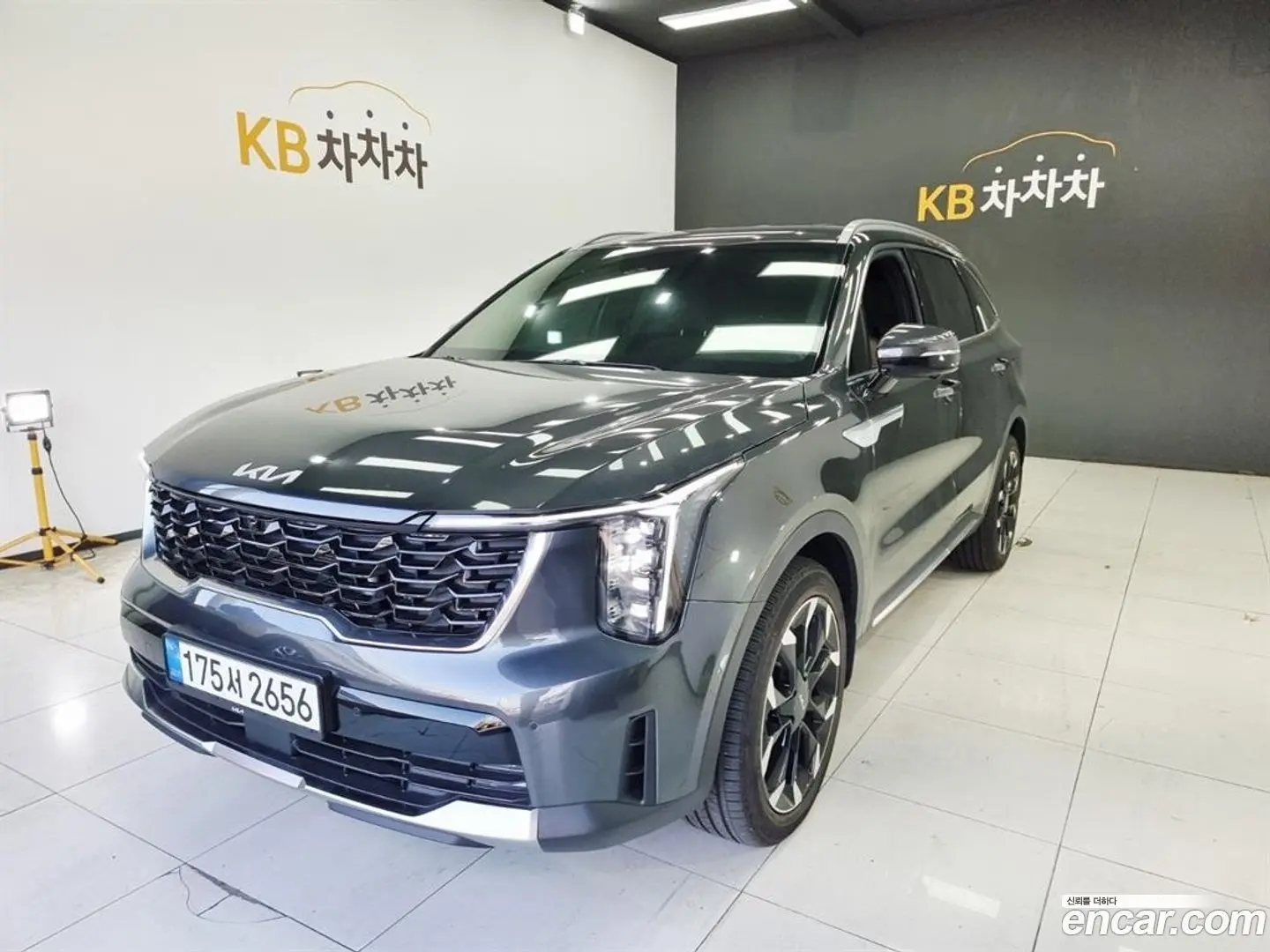 Main__Slider__Photo:Sorento Kia 2025.3-1