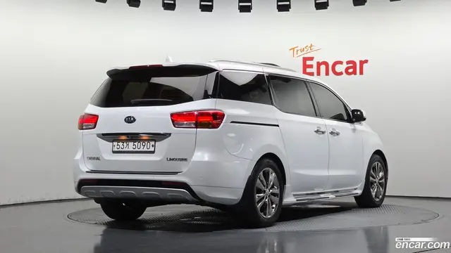 Main__Slider__Photo:Canival Kia 2015.10-1
