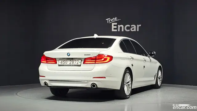 Main__Slider__Photo:5-Series BMW 2018.5-1