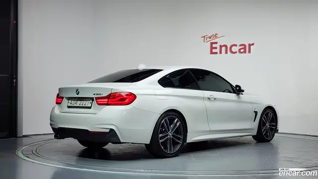 Main__Slider__Photo:4-Series BMW 2017.11-1