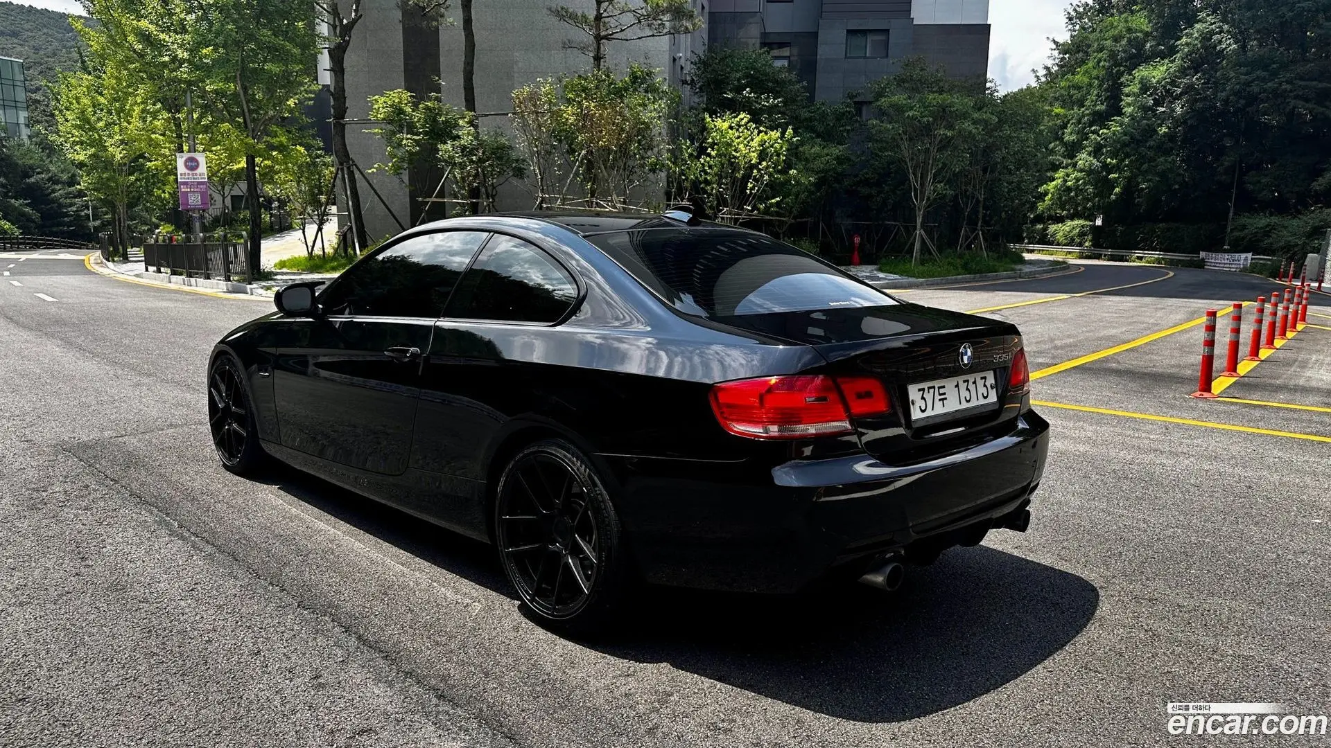 Main__Slider__Photo:3-Series BMW 2010.11-1