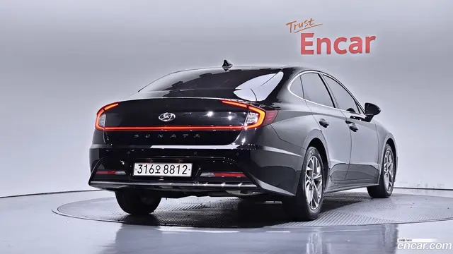 Main__Slider__Photo:Sonata Hyundai 2022.5-1