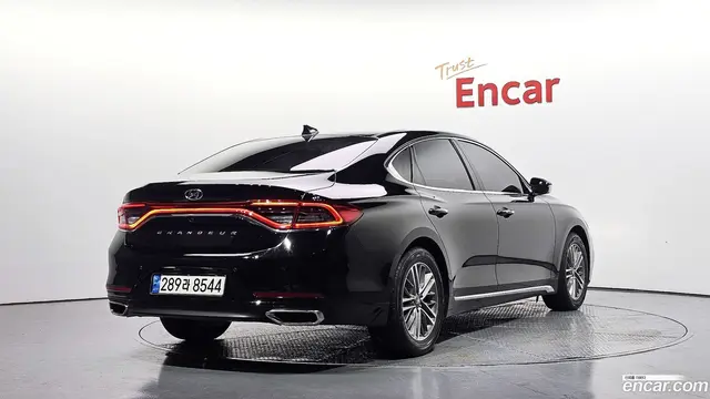 Main__Slider__Photo:Grandeur Hyundai 2018.7-1