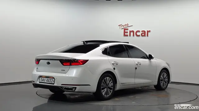 Main__Slider__Photo:K7 Kia 2018.3-1