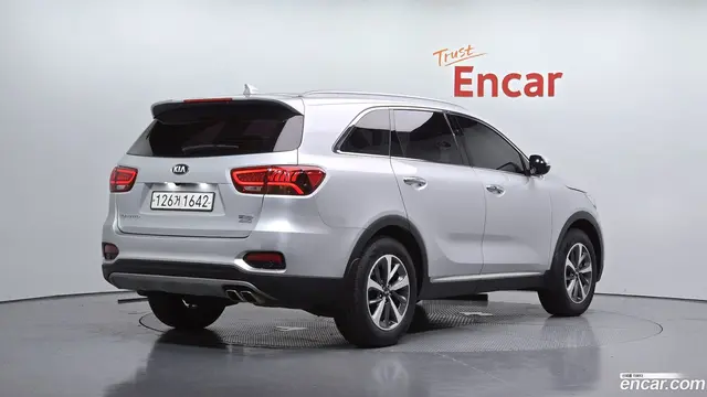 Main__Slider__Photo:Sorento Kia 2018.2-1