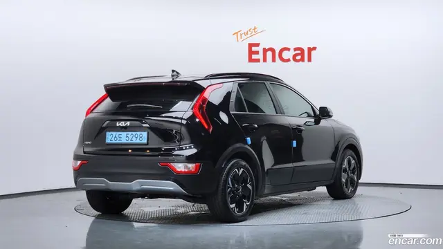 Main__Slider__Photo:Niro Kia 2022.5-1